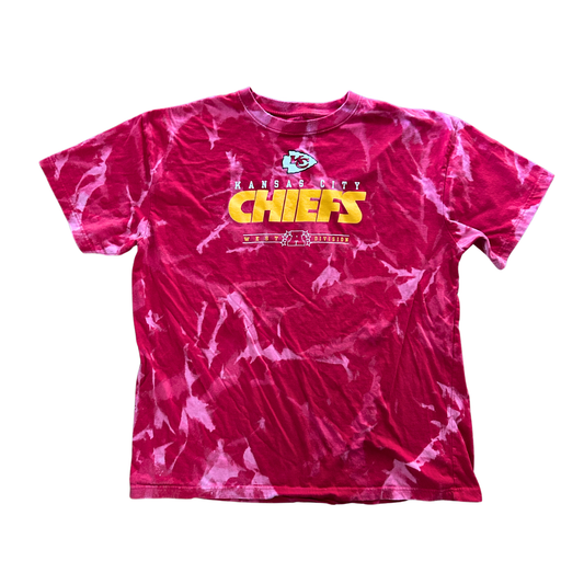 Chiefs Red Small Logo Yellow Lettering Acid Wash T-Shirt