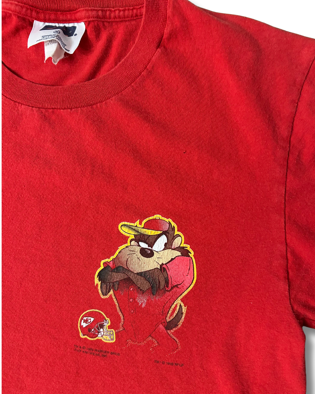 VINTAGE 1999 Kansas City Chiefs x Looney Tunes Taz Graphic Tee RARE