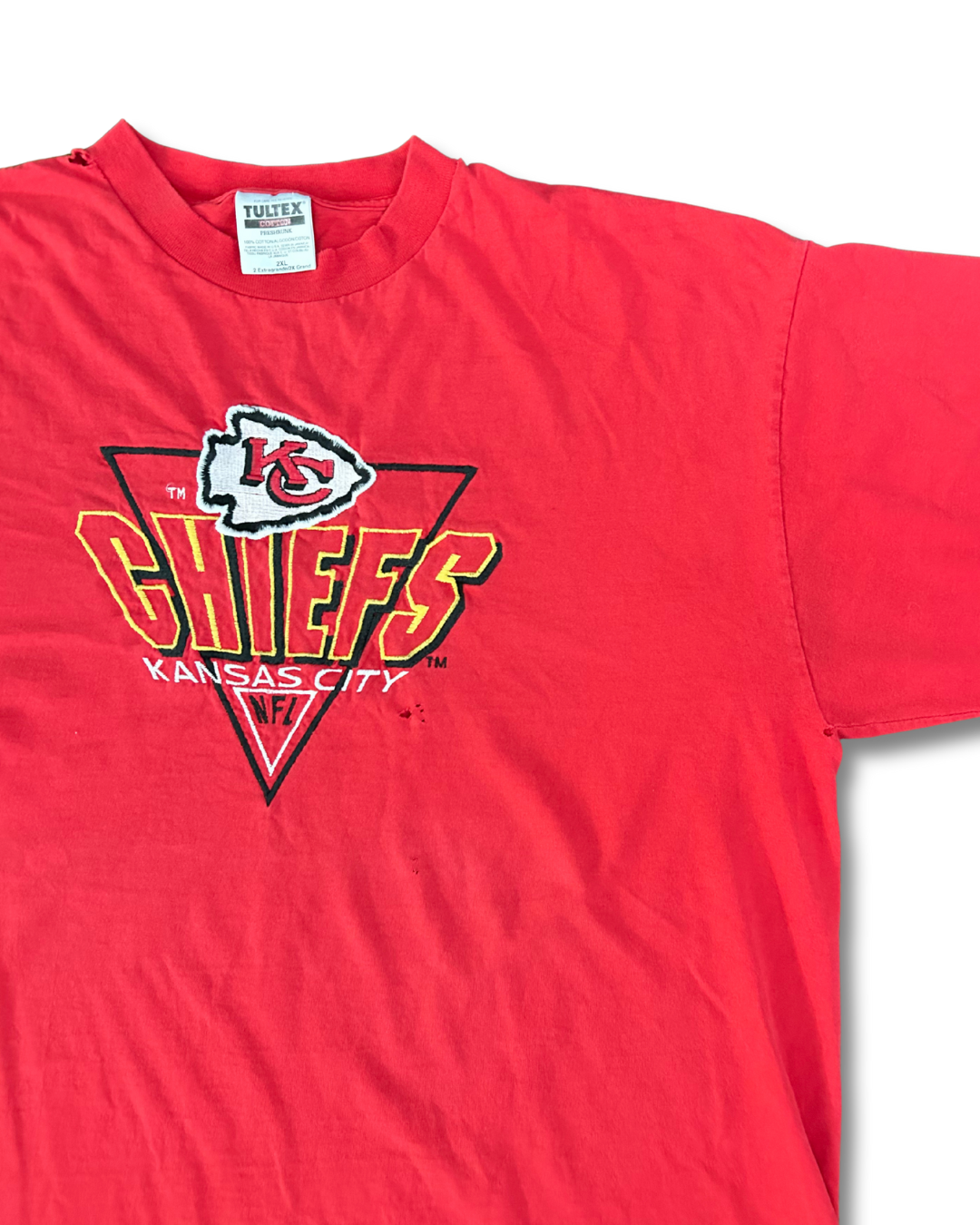VINTAGE Kansas City Chiefs Red Tee – Unique Embroidery, Distressed