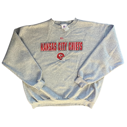 VINTAGE Gray NFL Chiefs helmet crewneck