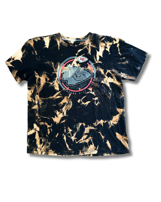 Black Chiefs with Arrowhead Acid Wash T-Shirt