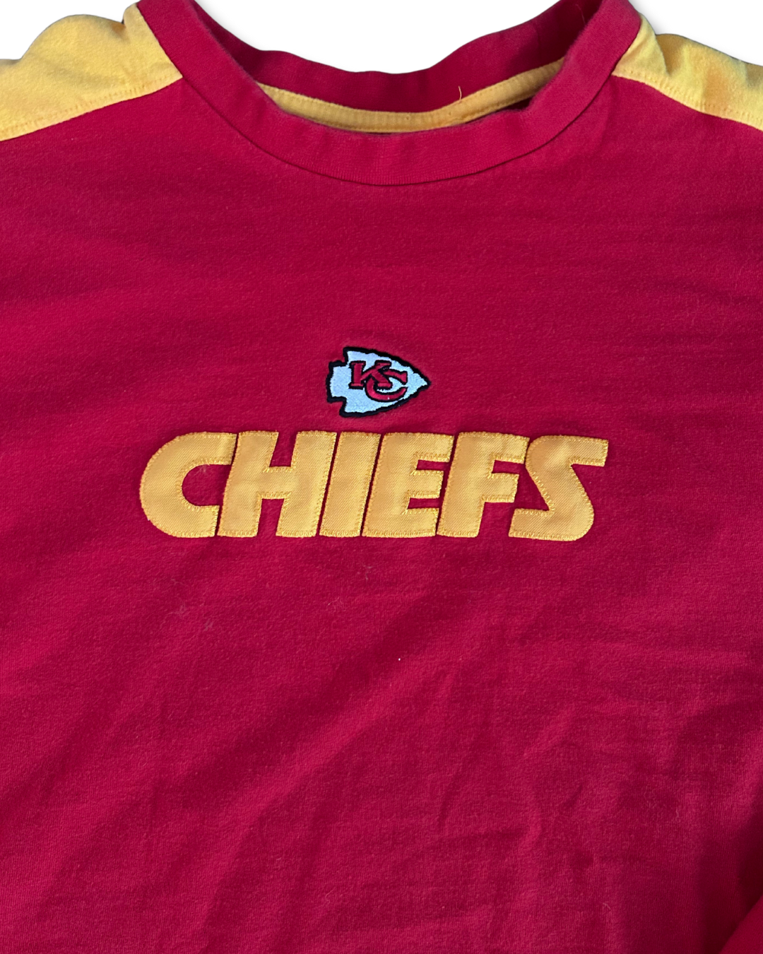 VINTAGE Kansas City Chiefs Red Long Sleeve – Sleeve Detail + Chest Embroidery