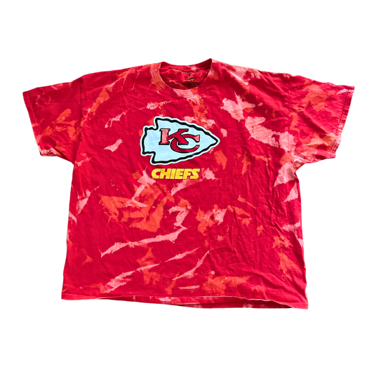 Chiefs Red Medium Logo Yellow Lettering Acid Wash T-Shirt