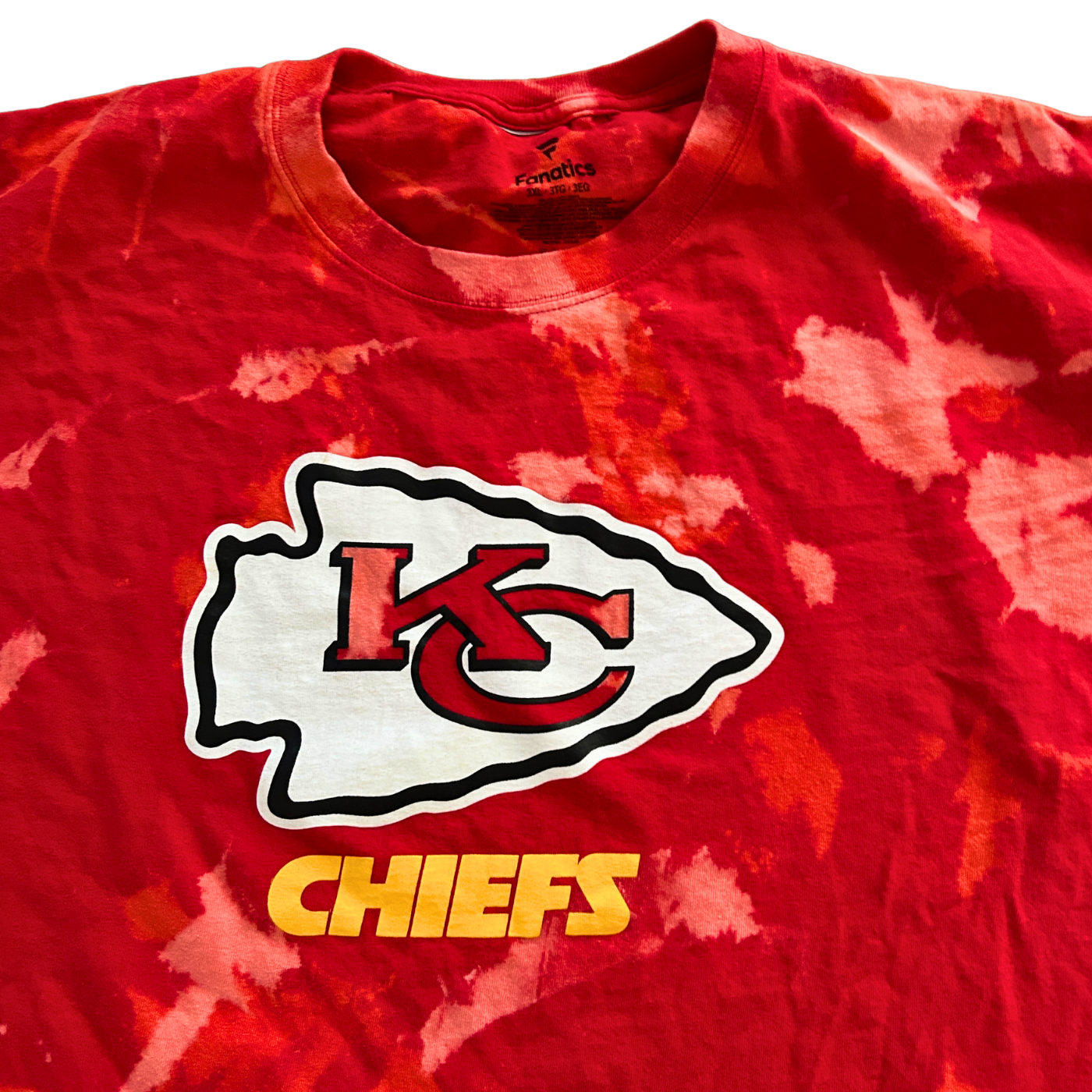 Chiefs Red Medium Logo Yellow Lettering Acid Wash T-Shirt