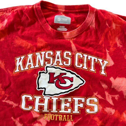 Chiefs Red Medium Logo White Lettering Acid Wash T-Shirt