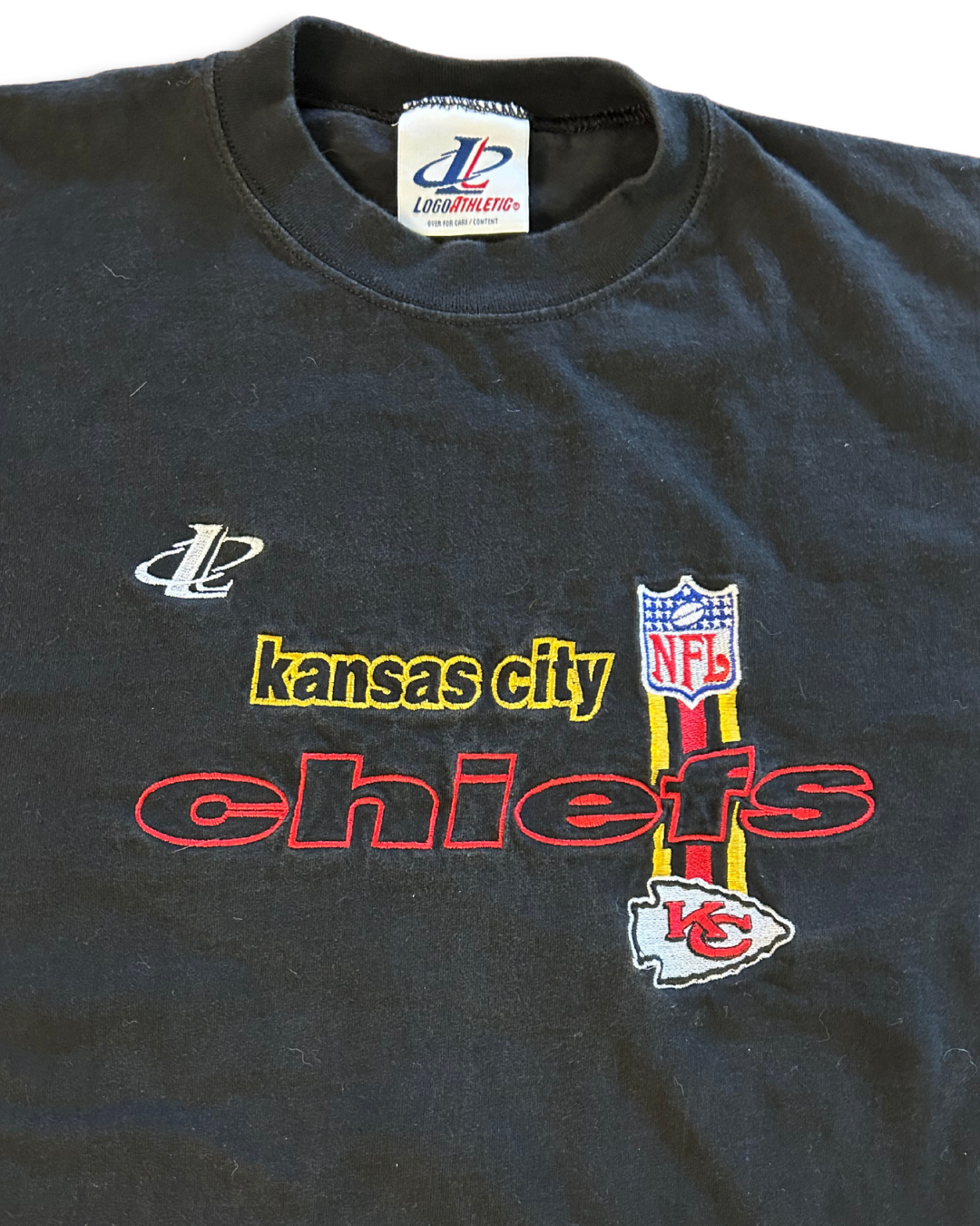 VINTAGE Kansas City Chiefs Black Tee – High-Quality Full Chest Embroidery