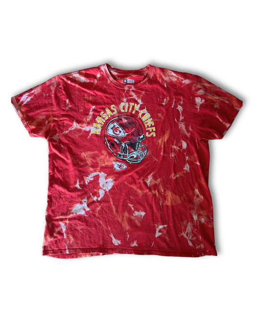 Red Chiefs Helmet Classic Acid Wash T-Shirt